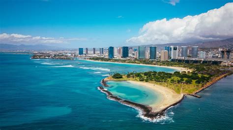 Magic Island Lagoon, Oʻahu Hawaiʻi » 2024