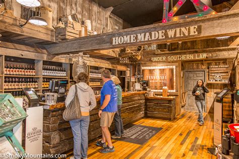Tennessee Homemade Wines Locally Crafted In Gatlinburg