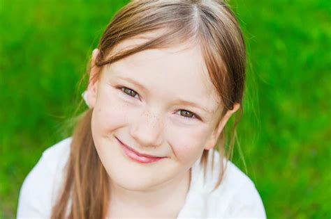 9 Essential Tips For Raising Confident Kids And Nurturing Self Esteem
