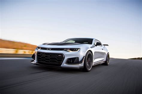 2022 Chevrolet Camaro Zl1 Coupe Review Pricing Chevy Camaro Zl1