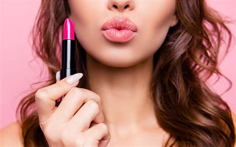 Benefits Of Lipstick Art Style Class