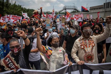 philippines protesters march ahead of duterte s last state of the nation address news photos
