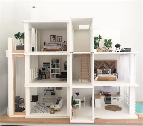 Ich suche haus zu mieten : OneBrownBear_Miniatures auf Instagram: "Kehre zum Malibu ...