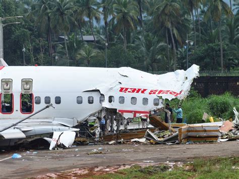 Le Crash Dair India Express A Fait 18 Morts Et 16 Blessés Graves