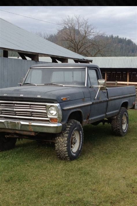 Heres The Front End Of That Old Ford Ford Trucks Old Ford Trucks