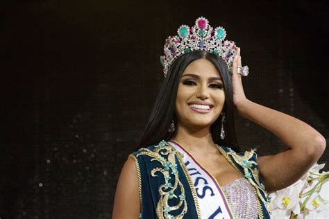 Sthefany Gutiérrez Fue Coronada Como La Nueva Miss Venezuela 2017