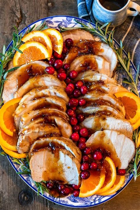 (p.s., there's nothing more romantic than only having one dirty dish to clean.) The Best Christmas Dinner Ideas | 2019 | POPSUGAR Food