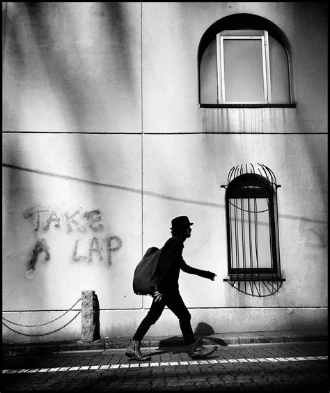 7 Secrets For Stunning Black And White Street Photography On Iphone