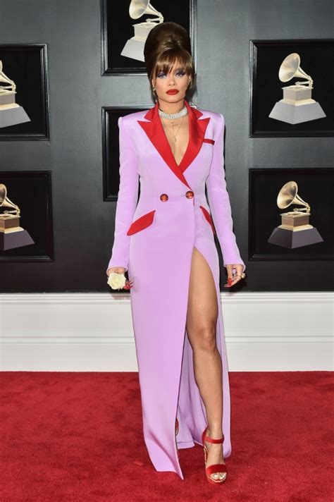 2018 Grammy Awards Red Carpet Photos — See The Grammys Arrivals