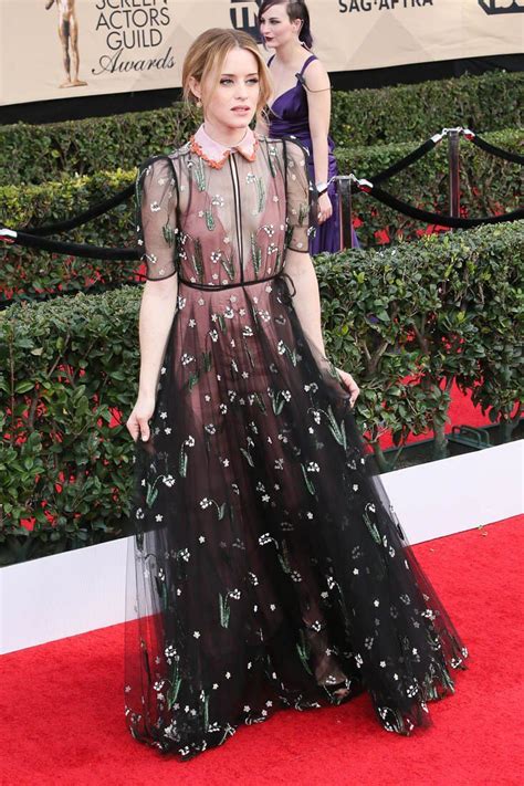 Falling In Love With Claire Foy At The Sag Awards Sag Awards Foy Dresses