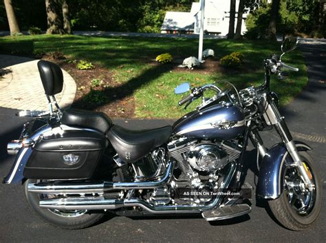 Hugely popular with both owners and admirers alike, the fatboy has been australia's biggest selling model for a number of years. 2003 Harley - Davidson Softail Fatboy 100th Anniversary ...