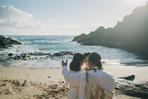 Places To Elope In Hawaii L Simply Eloped Hawaii Elopement Beach