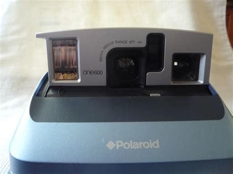 Polaroid One600 Classic Instant Film Camera
