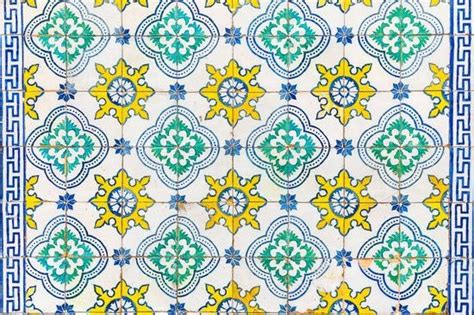 Pin By Atlartlover On Lisbon Tiles Blanket Quilts Tiles