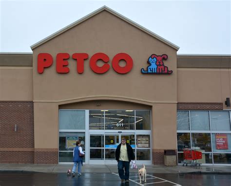 Retail locations are independently owned and operated by franchisees. Petco - Pet Training - 611 River Hwy, Mooresville, NC ...