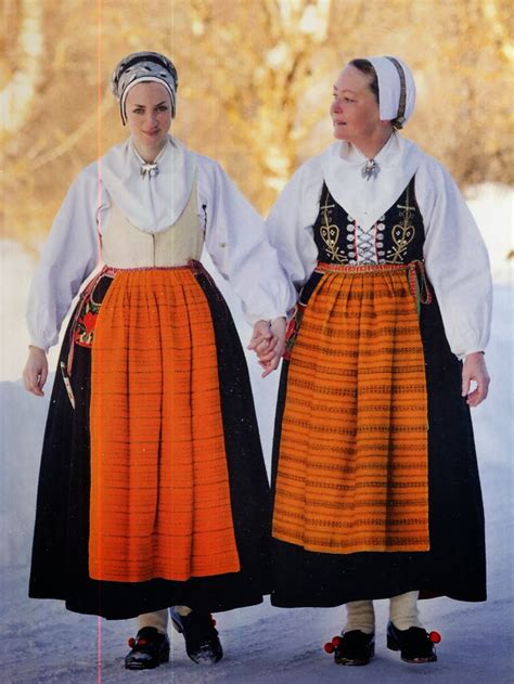 Folkcostumeandembroidery Costume And Embroidery Of Leksand Dalarna Sweden