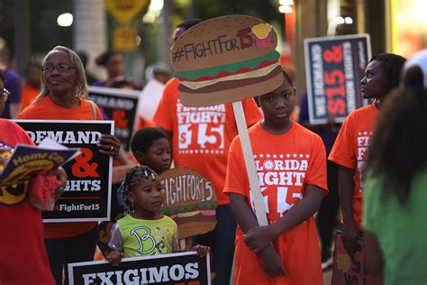 Minimum Wage Workers Plan Strike In Charleston Ahead Of Democratic Debate