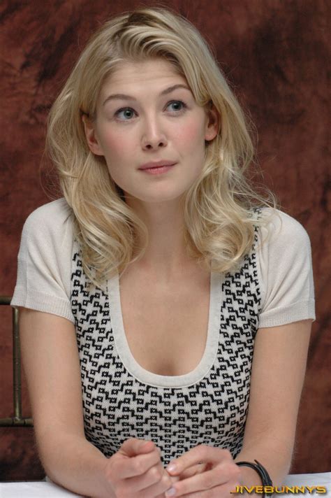 Rosamund Pike Special Pictures 20 Film Actresses