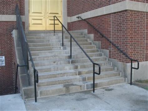 Stainless steel rod railing is a sleek and modern horizontal railing solution that uses ¼ 2205 duplex stainless steel rods as its infill to create beautiful and code compliant railing. Round Pipe Tubular Steel Railings - New York, NY | Steel ...