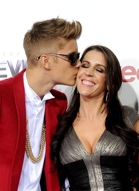 Justin Bieber And His Moms Cutest Moments Popsugar Celebrity Photo 20