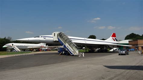 British airways' concordes flew with 100 passenger seats (40 in the forward cabin, 60 in the the royal doulton team of designers devised 14 designs from which gordon davidson, ba's concorde. File:British Airways Concorde at Brooklands Museum.JPG