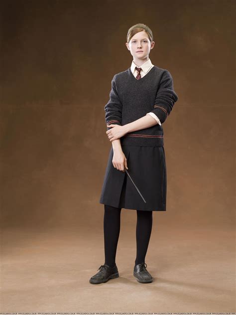 Bonnie Wright As Ginny Weasley Hogwarts Uniform Bonnie Wright Harry Potter Gina Harry Potter