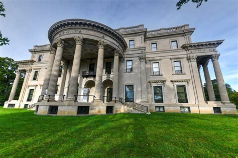 Mega Mansions In Chicago Biggest Mansions In The Chicago Area Ctc