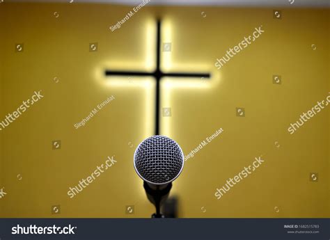 Lonely Microphone Front Cross Stock Photo 1682515783 Shutterstock