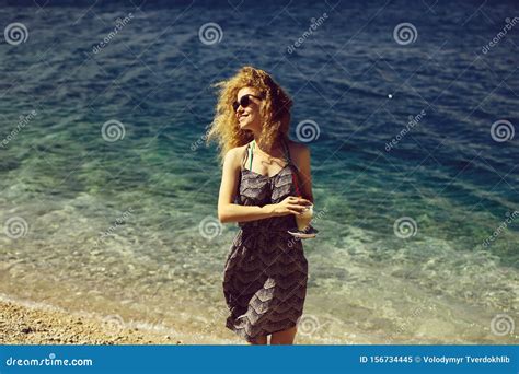 Mujeres En La Playa Hi Res Stock Photography And Images Alamy My Xxx