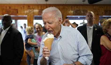 Joe Biden Sure Can Wield An Ice Cream Cone Washington Times