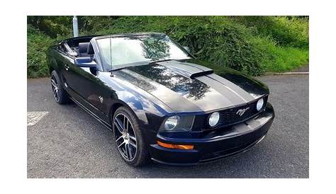 2009 ford mustang v6 45th anniversary specs