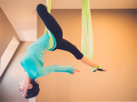 what to expect during your first aerial yoga class