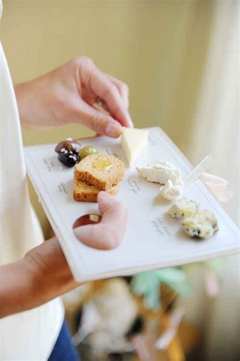 5 Hand Held Cheese Palette 5 Gorgeous Diy Cheese Boards To Impress
