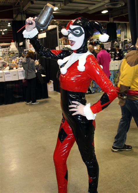 Found On Bing From Seras Victoria Harley Quinn Cosplay