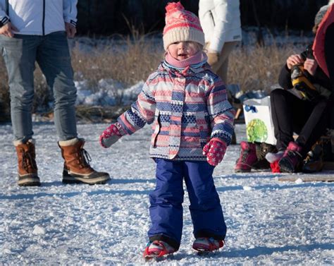 Schaatsen op natuurijs in nijmegen kan volgens jullie ook: Volle parkeerplaats en slecht ijs bij Leersumse Veld, maar ...