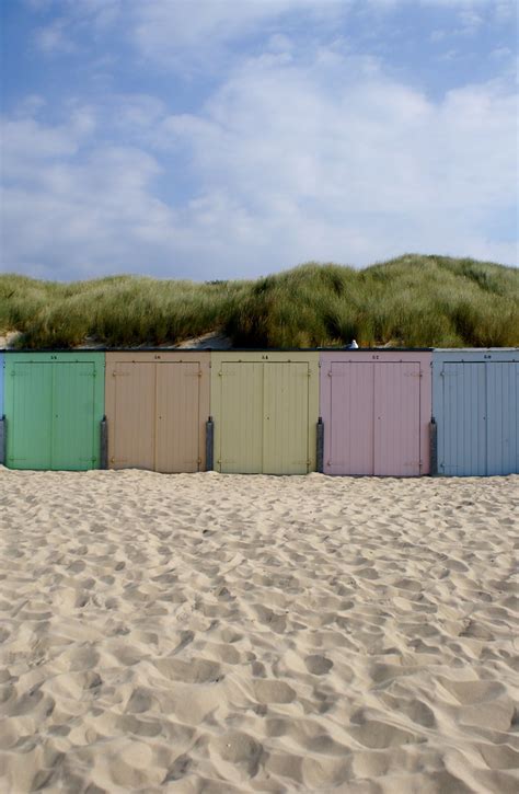 Check spelling or type a new query. beach cabins | Ingrid Jansen | Flickr