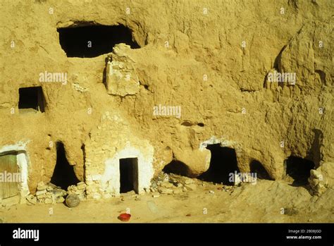Africa Tunisia Matmata Village Undergroundcave Dwelling Of The