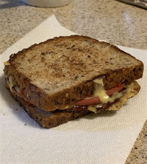 Fried Peanut Butter And Jelly Sandwich Diners Drive Ins And Dives