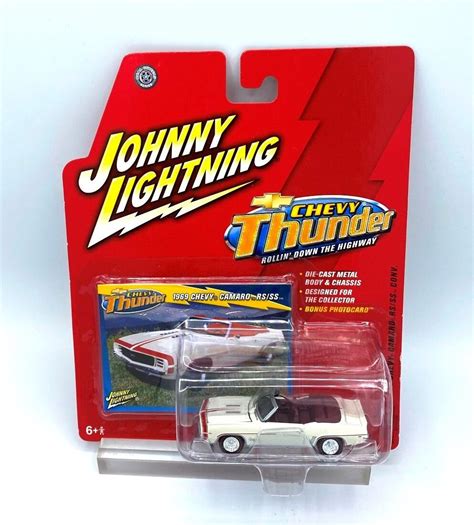 Johnny Lightning Chevy Thunder Rollin Down The Highway 1966 Chevy Nova