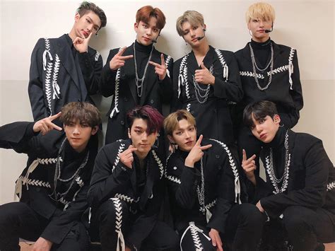 Tarian Boy Group