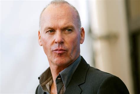 Keaton became the first actor to win the sag award for outstanding performance by a cast in a motion picture three times, after winning for 2014's birdman . Michael Keaton negocia volver a ser Batman en 'The Flash ...
