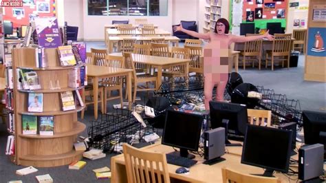 Naked Megan Mullally In Parks And Recreation