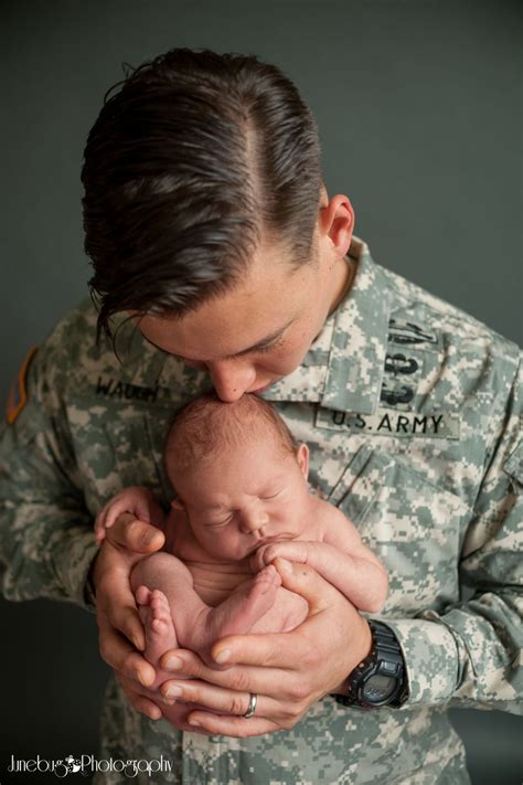 17 Of The Sweetest Military Baby Photos That Honor Parents Who Serve