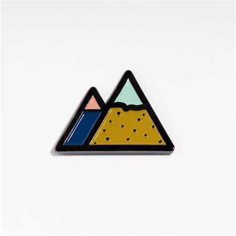Nice Pin Mountain Emaille Enamel Nicenicenice Made In Germany
