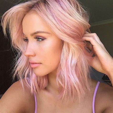 17 Subtle But Stylish Ways To Add Color To Your Hair Hair Color