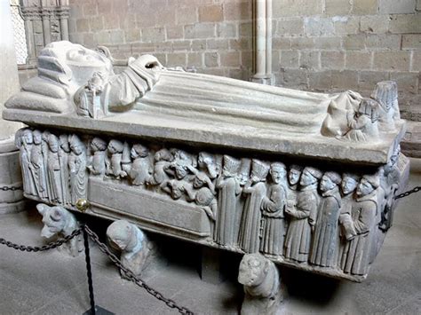 Check spelling or type a new query. Baúl del Arte: LA ESCULTURA FUNERARIA EN ESPAÑA