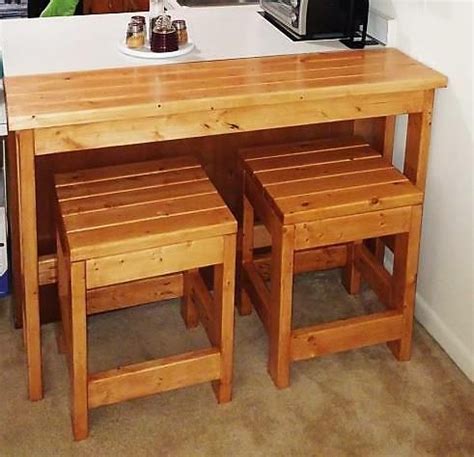 If you want to build beautiful and rustic bar stools, you need to pay. More Like Home: Day 23 - Build a Chunky Bar Stool