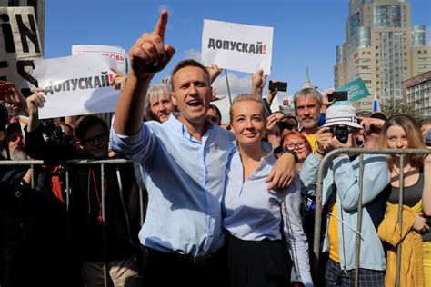 Aleksei Navalny Putin Foe Is Hospitalized After ‘allergic Reaction’ In Russian Jail The New
