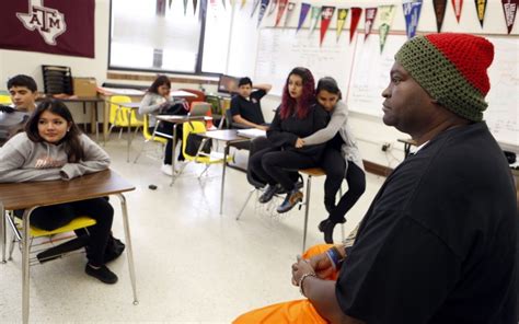 In This Dallas School A Safe Space For Homeless Kids American
