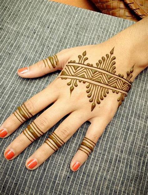 Simple Mehndi Designs To Make Your Home Henna Tattoos